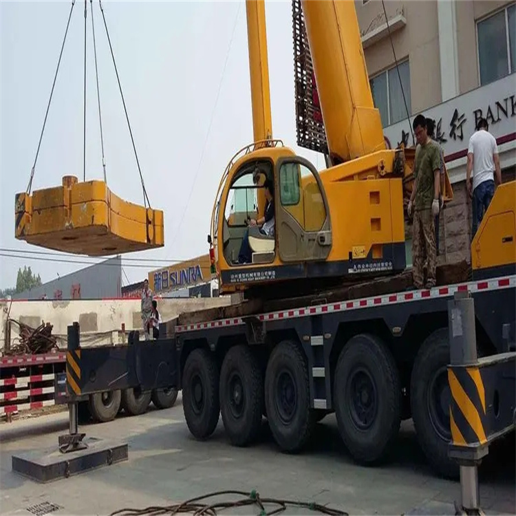 甘洛当地吊车出租|机器吊装|75吨|工厂搬迁服务